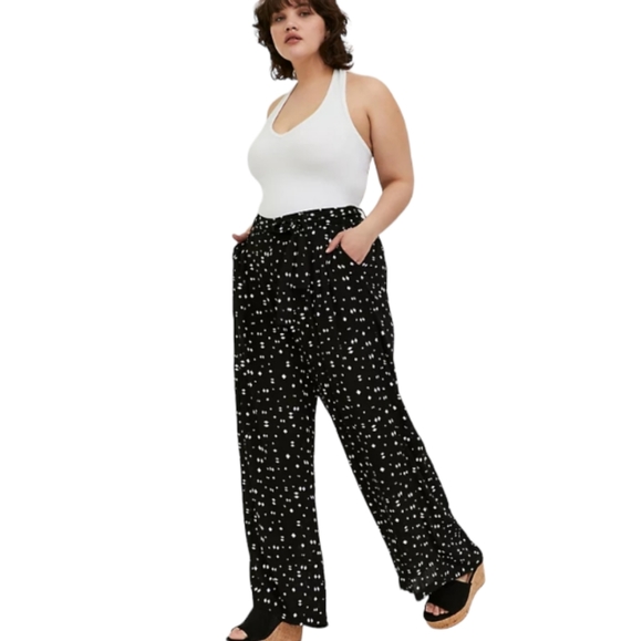 torrid Pants - 22. c+d,2g. Torrid wide leg gauze high-rise smocked waistband pants